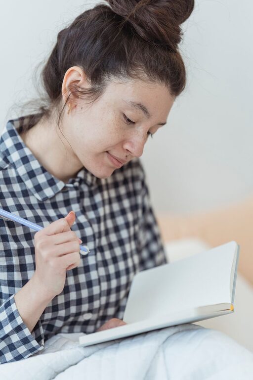 Beginner Guide to Journaling Every Day: Start Your Daily Habit