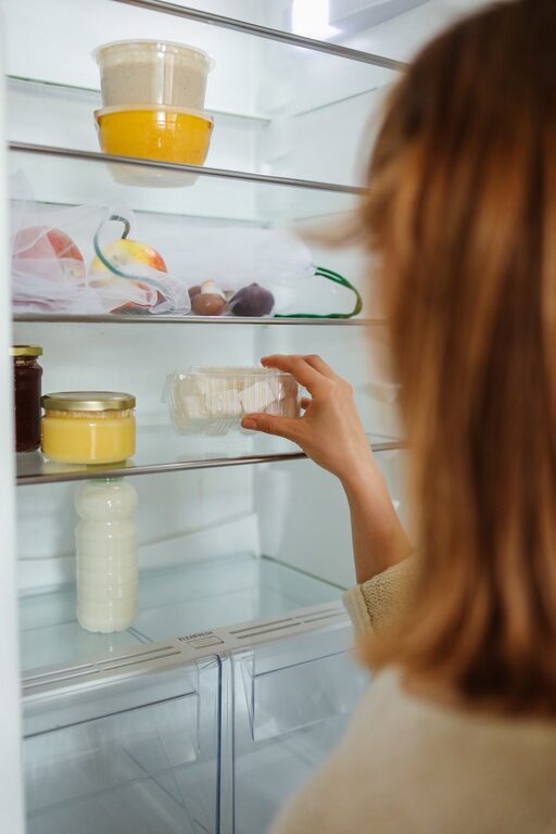 How to Keep a Tidy Fridge and Pantry for a Fresher Kitchen
